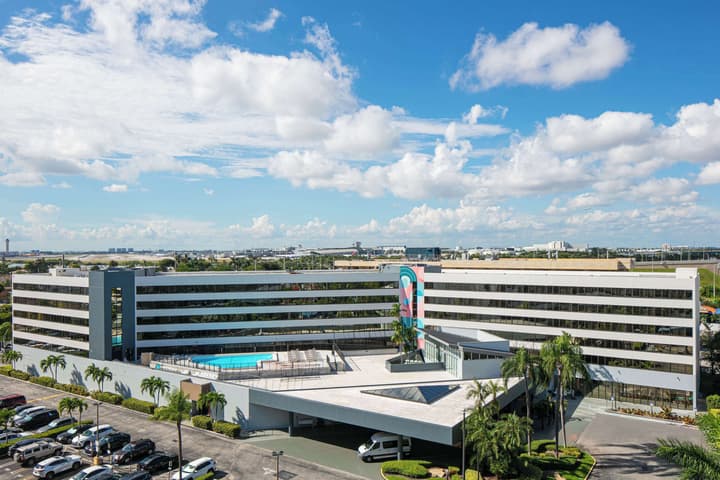 Sonesta Miami Airport