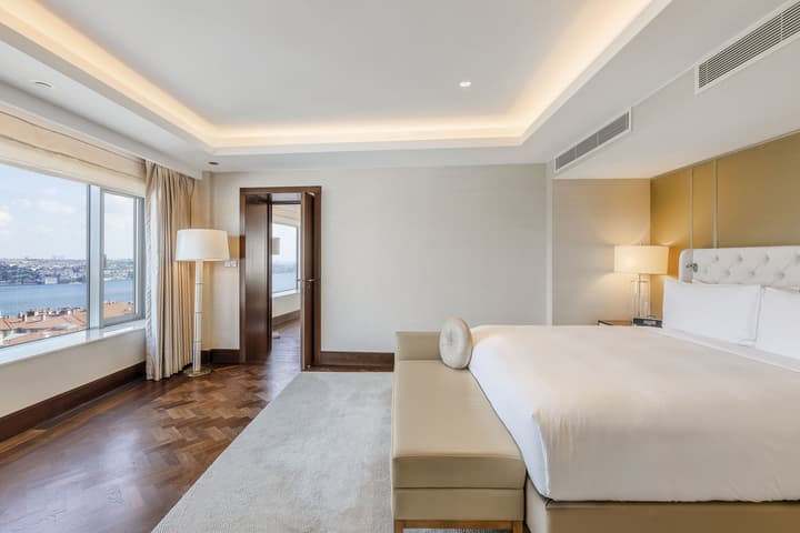 Conrad Istanbul Bosphorus