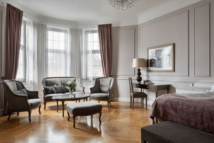 Elite Hotel Savoy