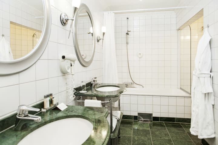 Elite Hotel Savoy