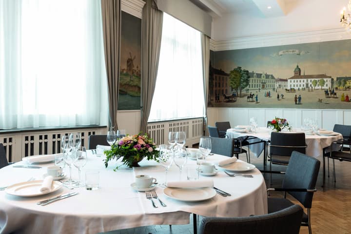 Elite Hotel Savoy