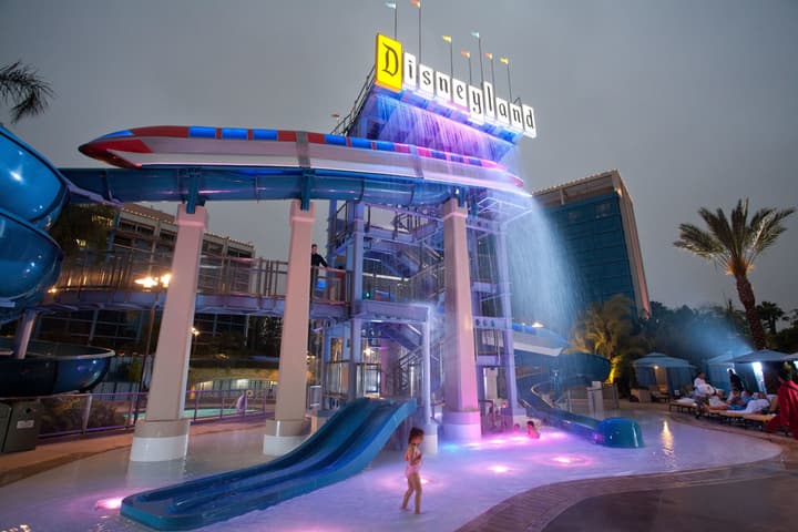 Disneyland Hotel