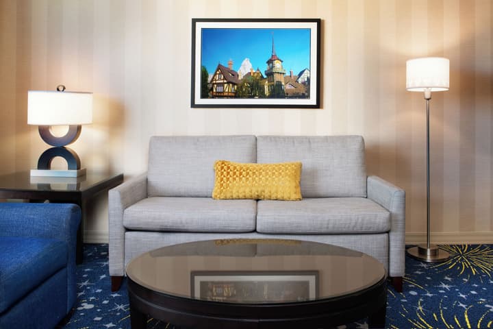 Disneyland Hotel