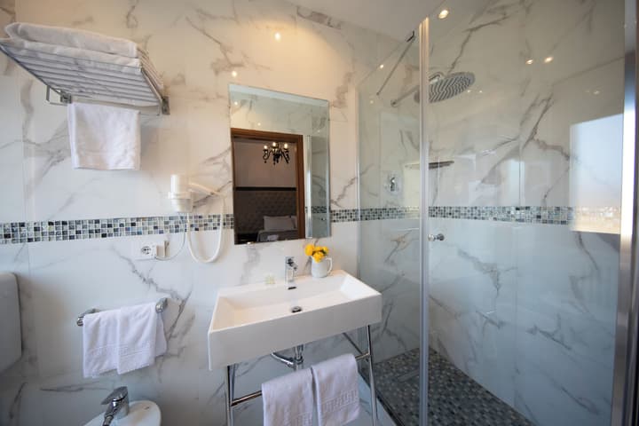 Hotel Re Enzo