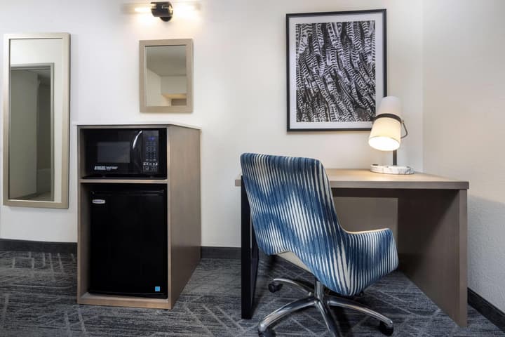 La Quinta Inn & Suites by Wyndham Downtown Asheville