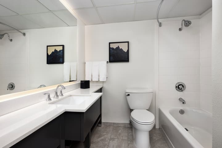 La Quinta Inn & Suites by Wyndham Downtown Asheville