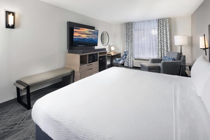 La Quinta Inn & Suites by Wyndham Downtown Asheville