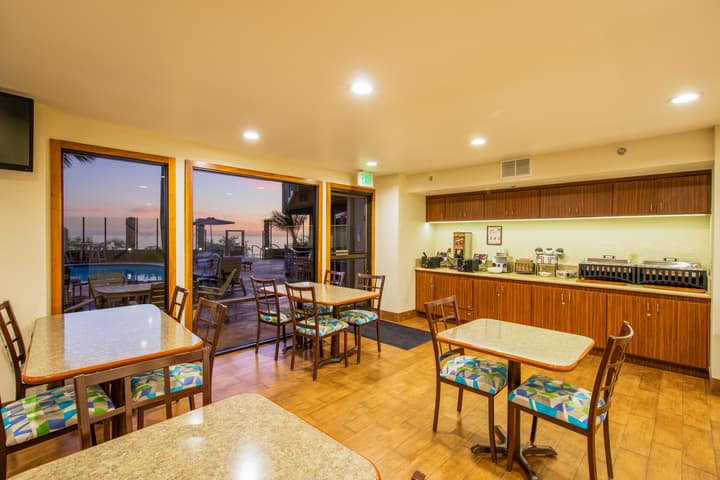 Inn at the Cove