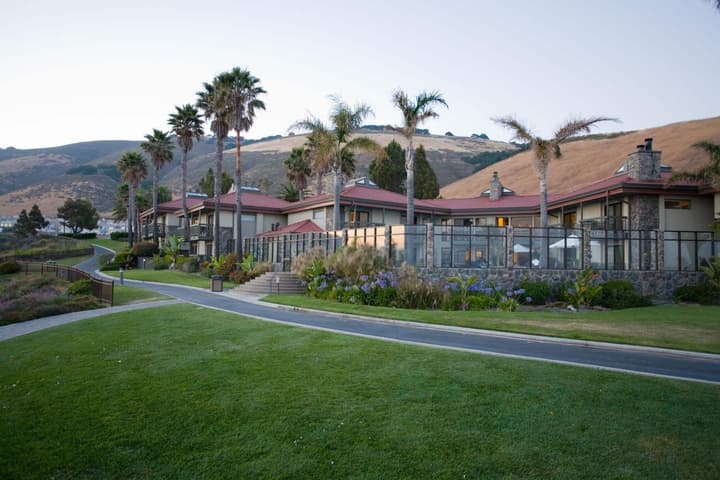 Inn at the Cove