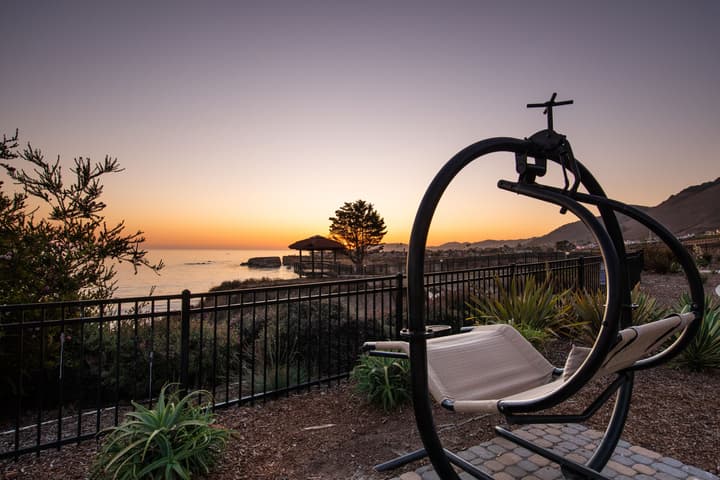 Inn at the Cove