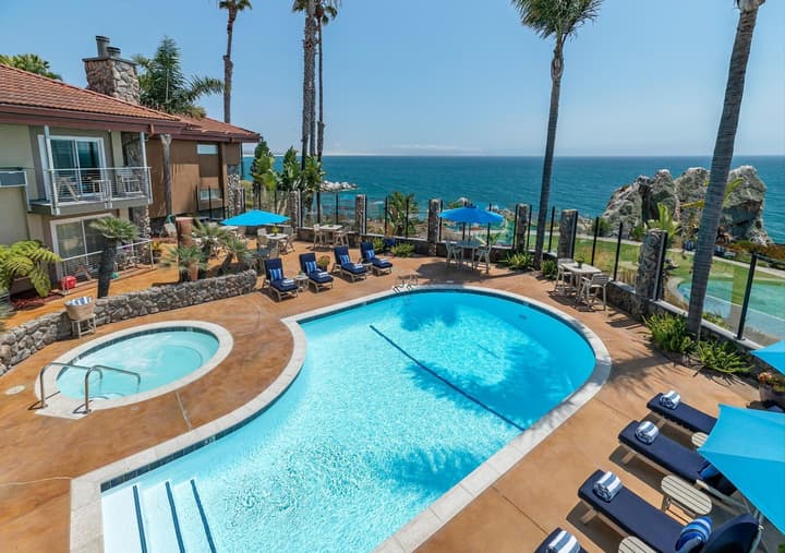 Inn at the Cove