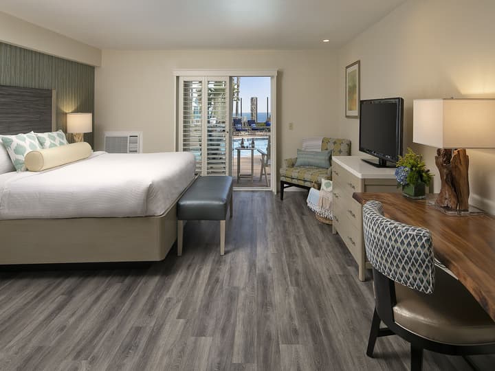 Inn at the Cove