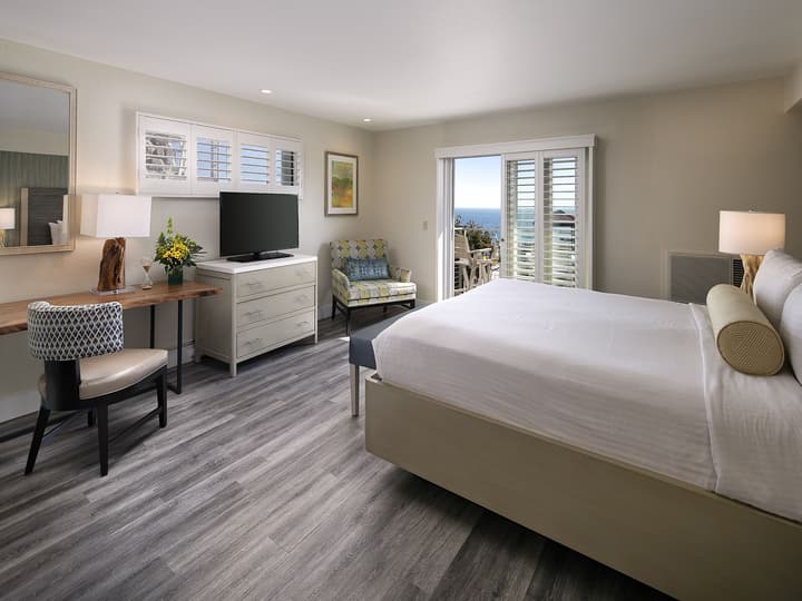 Inn at the Cove
