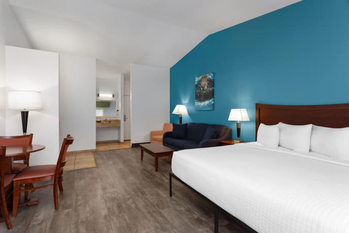 PaddleTail Waterfront Lodge, Trademark Collection by Wyndham