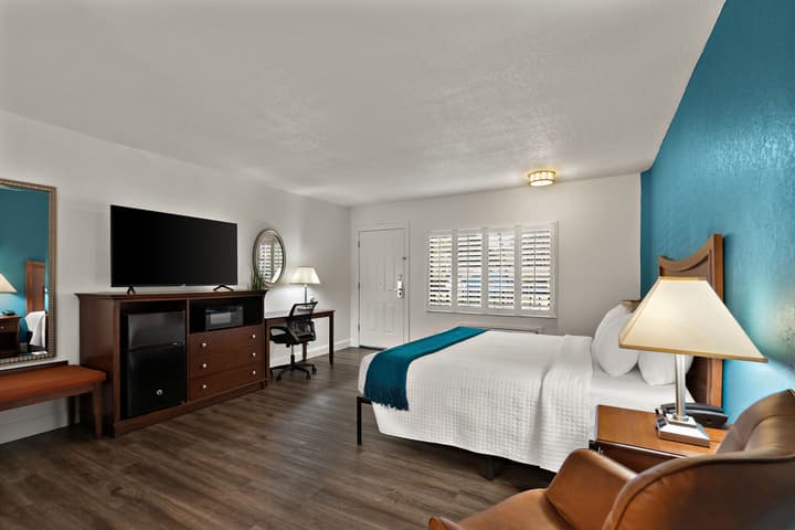 PaddleTail Waterfront Lodge, Trademark Collection by Wyndham