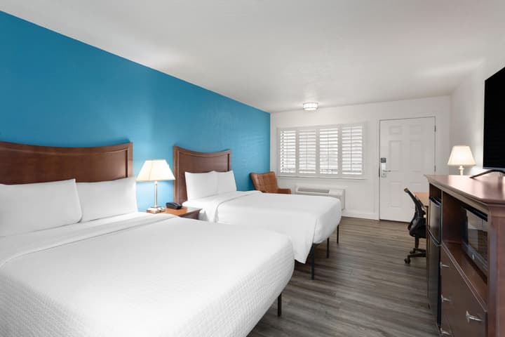 PaddleTail Waterfront Lodge, Trademark Collection by Wyndham