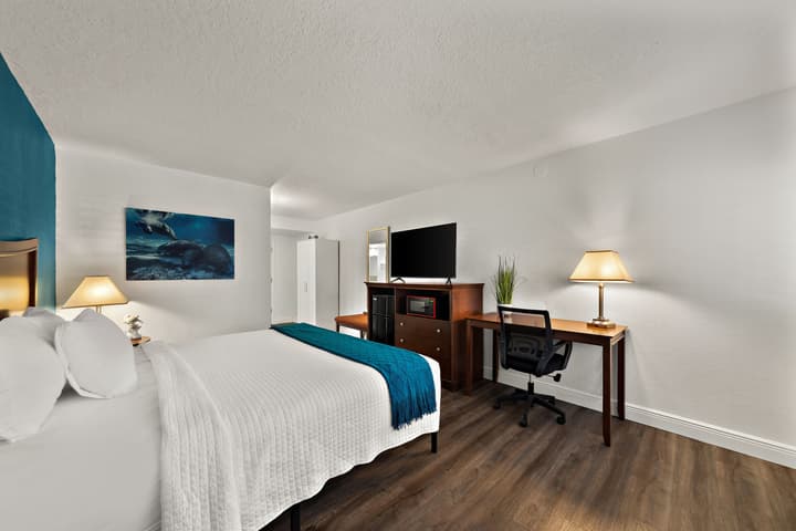 PaddleTail Waterfront Lodge, Trademark Collection by Wyndham