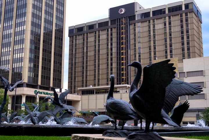 DoubleTree by Hilton Omaha Downtown