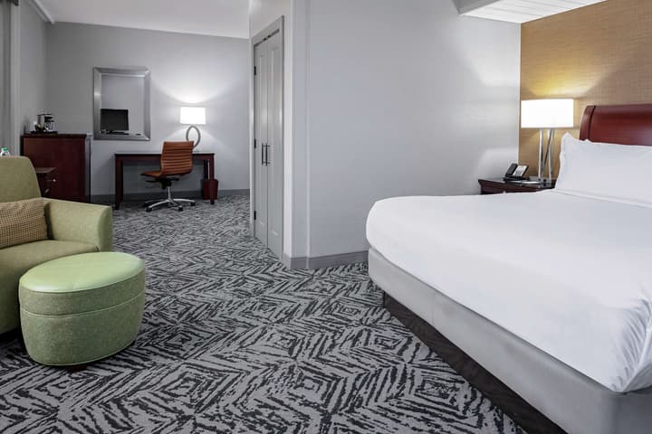 DoubleTree by Hilton Omaha Downtown