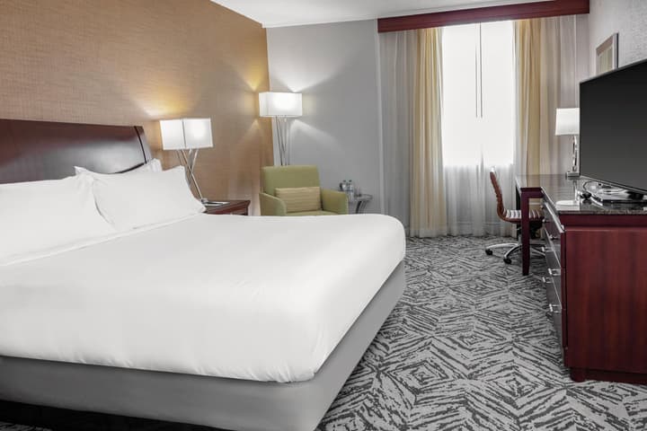 DoubleTree by Hilton Omaha Downtown