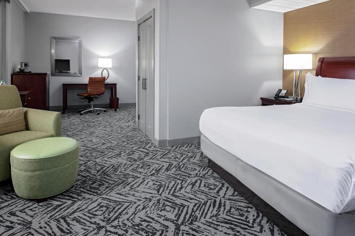 DoubleTree by Hilton Omaha Downtown
