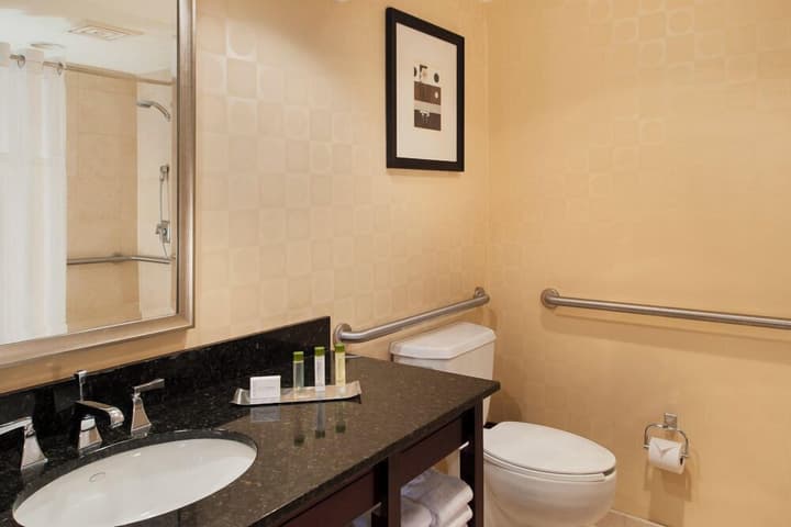 DoubleTree by Hilton Omaha Downtown