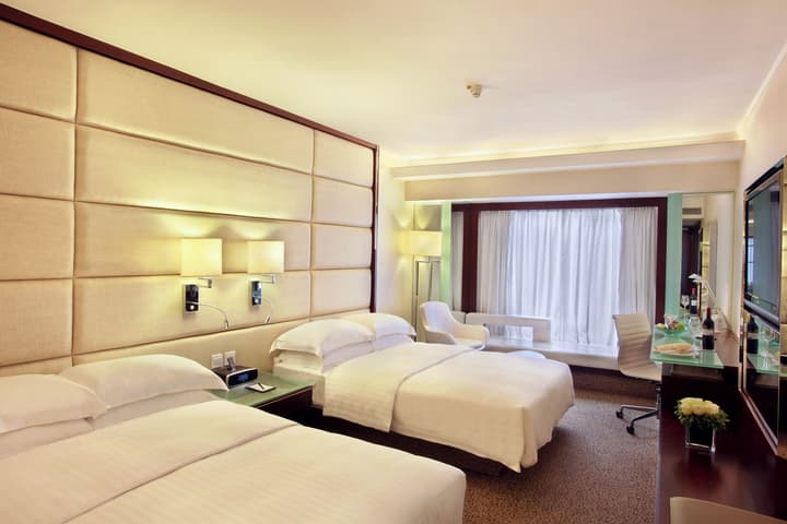 Regal Kowloon Hotel