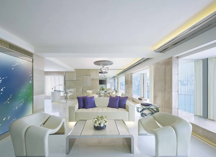 Regal Kowloon Hotel