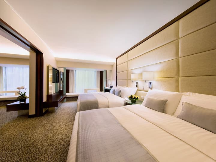 Regal Kowloon Hotel
