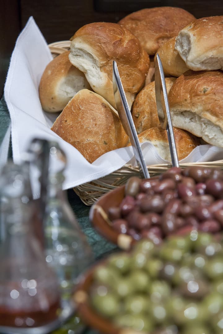 Plaka Hotel