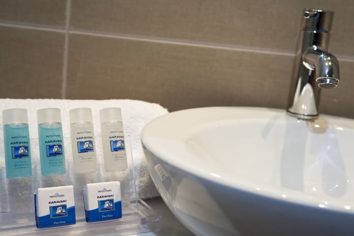 Plaka Hotel