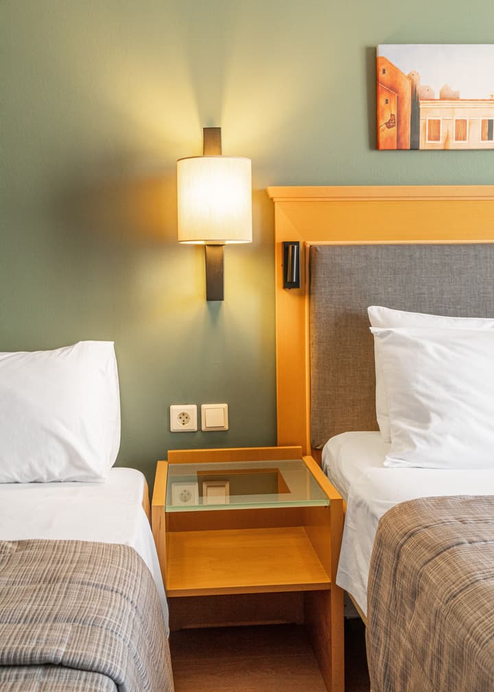 Plaka Hotel