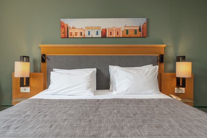 Plaka Hotel