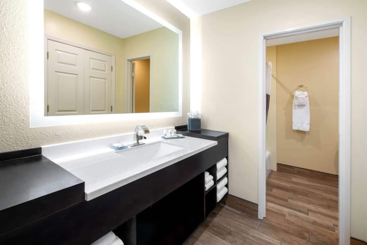 La Quinta Inn by Wyndham Clearwater Central