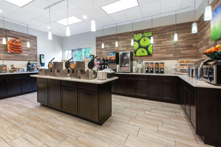 La Quinta Inn by Wyndham Clearwater Central