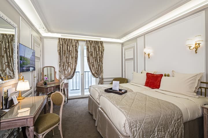 Hotel Regina Louvre
