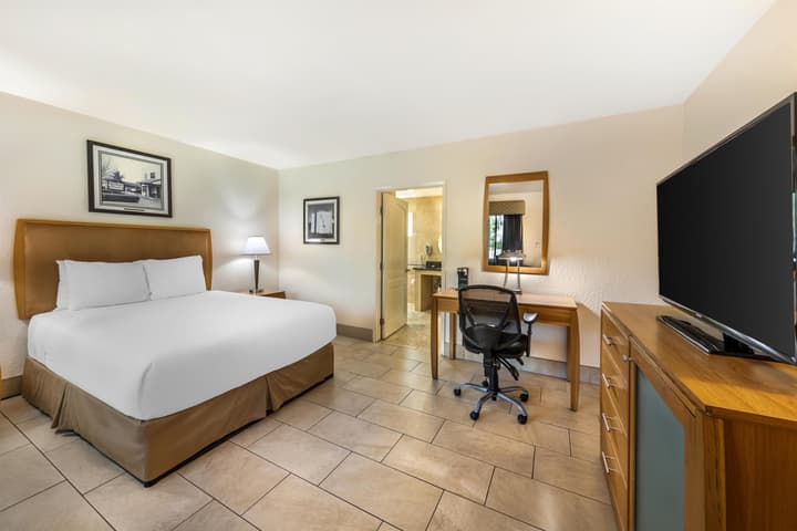 Best Western Pine Tree Motel