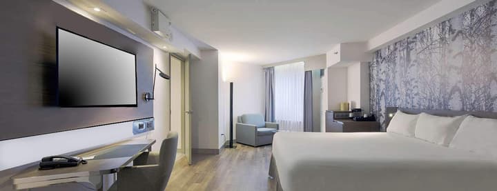 DoubleTree by Hilton Ottawa Downtown