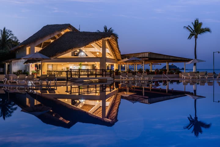 Krystal Ixtapa All Inclusive