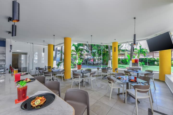 Krystal Ixtapa All Inclusive