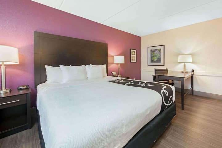 La Quinta Inn by Wyndham Miami Airport North