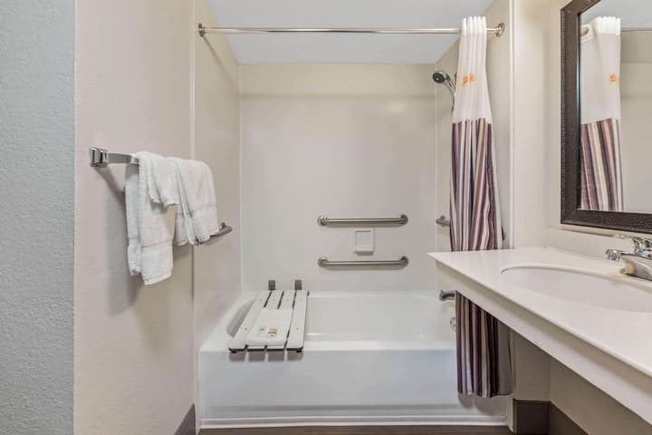 La Quinta Inn by Wyndham Miami Airport North