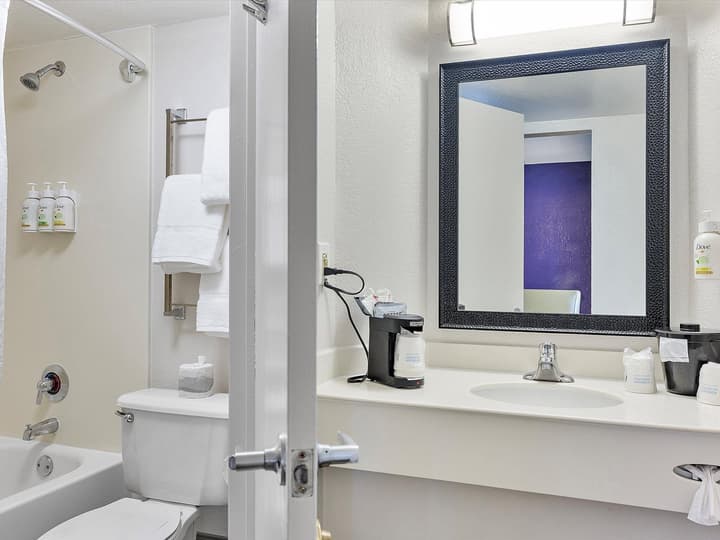 La Quinta Inn by Wyndham Miami Airport North