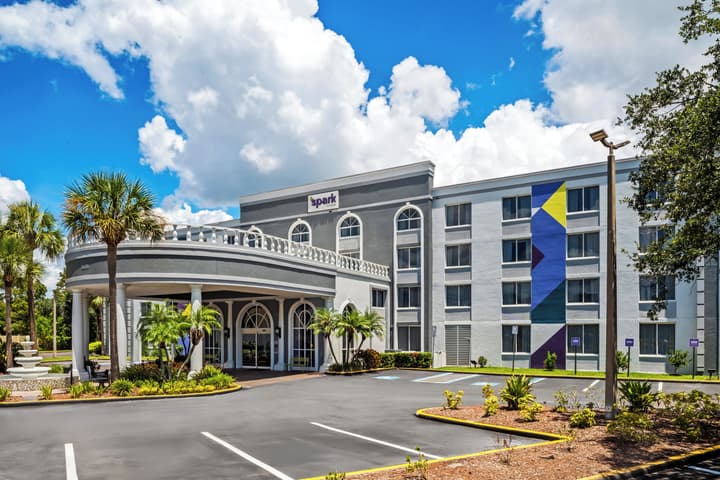 Spark by Hilton Orlando near Universal