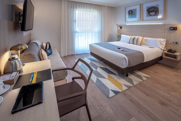 Hotel SERHS Rivoli Rambla