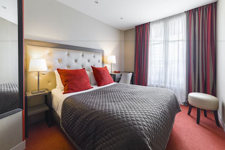 Hotel Eiffel Kennedy