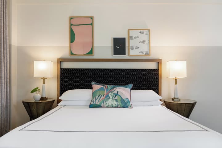 Kimpton Surfcomber Hotel by IHG