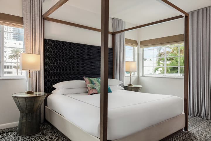 Kimpton Surfcomber Hotel by IHG