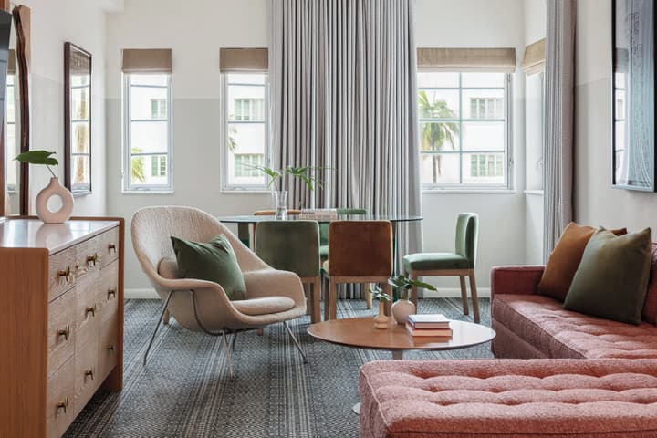 Kimpton Surfcomber Hotel by IHG