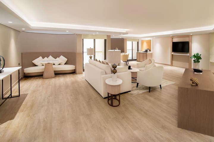 Sheraton Abu Dhabi Hotel & Resort